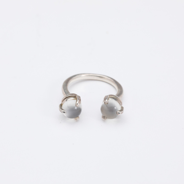 Aesa Single Wave Moonstone Ring - sterling silver Aesa Single Wave Moonstone Ring - sterling silver