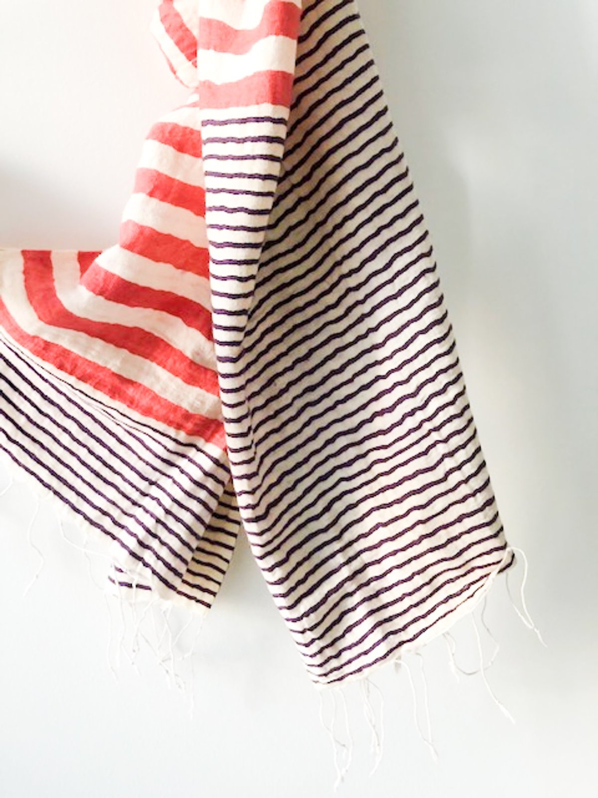 [pre-loved] Épice Striped Scarf - red - Image 2 of 2