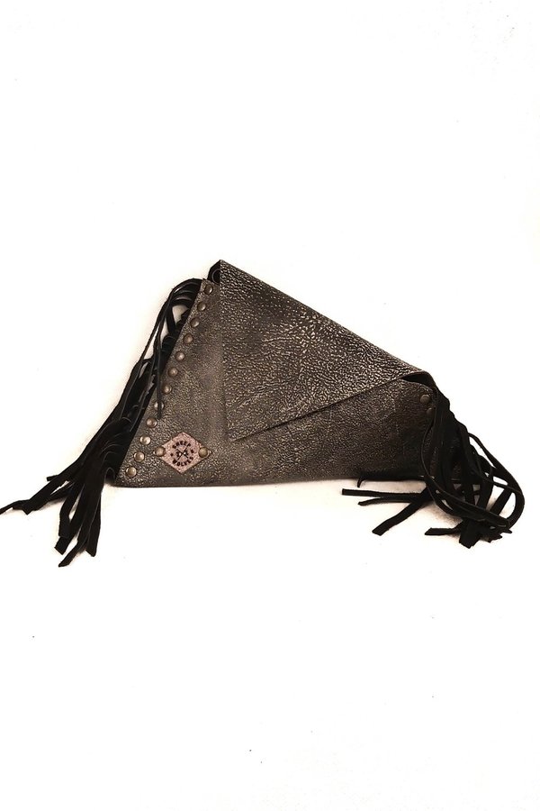 SHEEP & WOLVES HANDCRAFTED FANCY LEATHER ASYMMETRIC ENVELOPE SHEEP & WOLVES HANDCRAFTED FANCY LEATHER ASYMMETRIC ENVELOPE