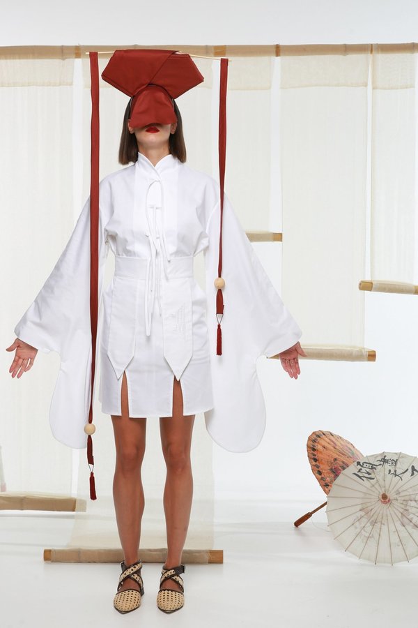 2WO+1NE=2 SKIRT - White 2WO+1NE=2 SKIRT - White