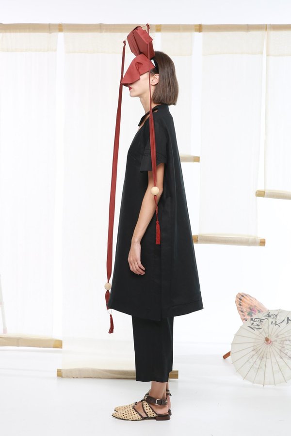 2WO+1NE=2 BLOUSE - Black 2WO+1NE=2 BLOUSE - Black
