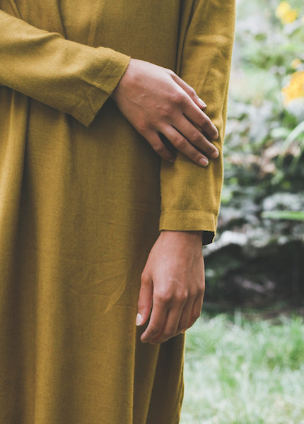 Black Crane - Slim Dress in Gold Brown Black Crane - Slim Dress in Gold Brown