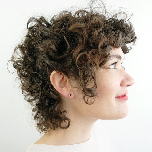Favor Black Spinel Spike Posts - Silver Favor Black Spinel Spike Posts - Silver
