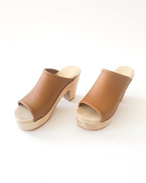 No.6 Daria Clog Platform No.6 Daria Clog Platform