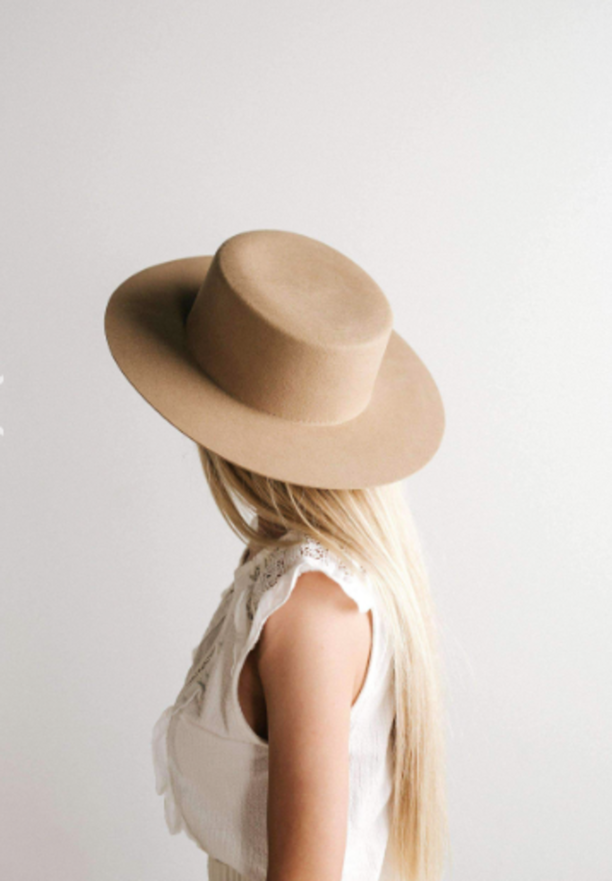 GIGI PIP Dahlia Tan Hat Dahlia Boater in Off White – Beau & Ro main image 3