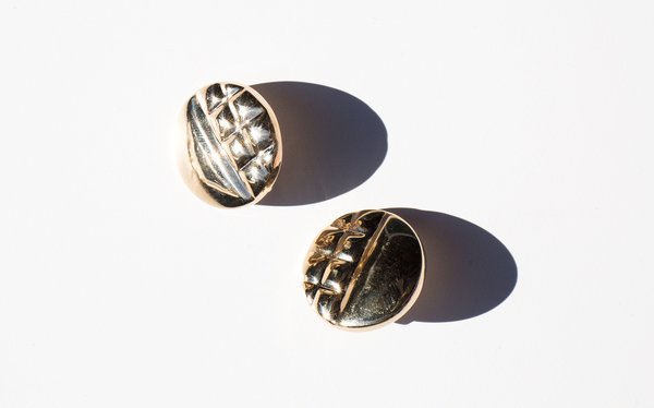 Kindred Black TT Studs - 14k gold Kindred Black TT Studs - 14k gold