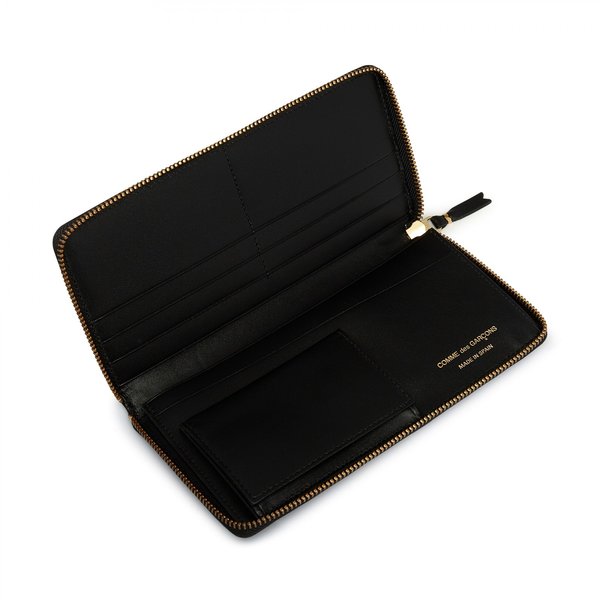 Comme des Garçons CLASSIC WALLET LARGE - BLACK Comme des Garçons CLASSIC WALLET LARGE - BLACK