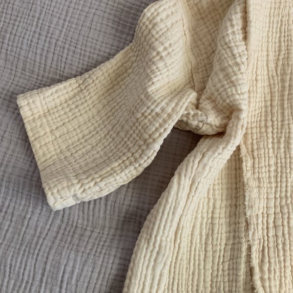 APRIL MEETS OCTOBER September Robe - Eggnog APRIL MEETS OCTOBER September Robe - Eggnog