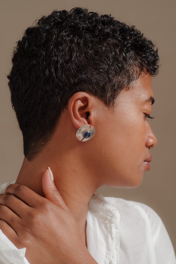 Vintage DISC EARRINGS - STERLING SILVER/LAPIS Vintage DISC EARRINGS - STERLING SILVER/LAPIS