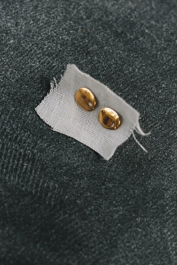 Blanca Monrós Gómez Flat Seed Studs - 14k Rose Gold Blanca Monrós Gómez Flat Seed Studs - 14k Rose Gold