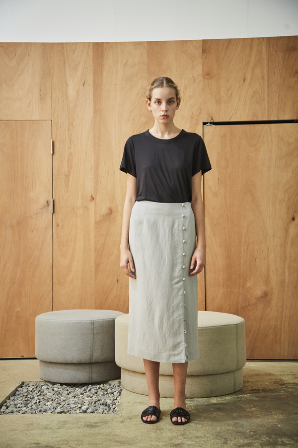 Maison De Ines BASIC TENCEL T-SHIRT - black Maison De Ines BASIC TENCEL T-SHIRT - black
