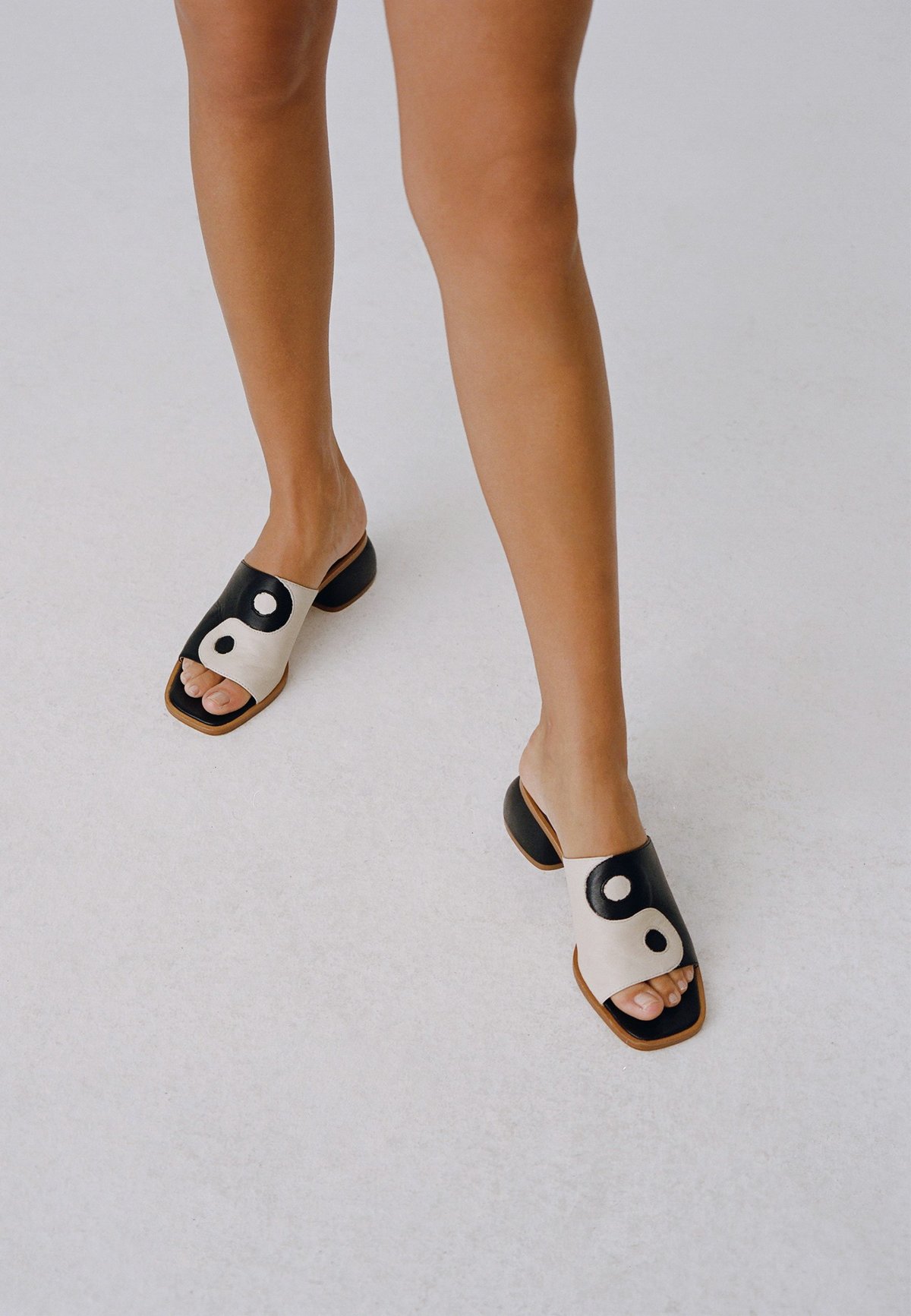 靴 Paloma Wool Ying Yang Sandal Paloma Wool Balance / Ying Yang Sandals (38) | Used