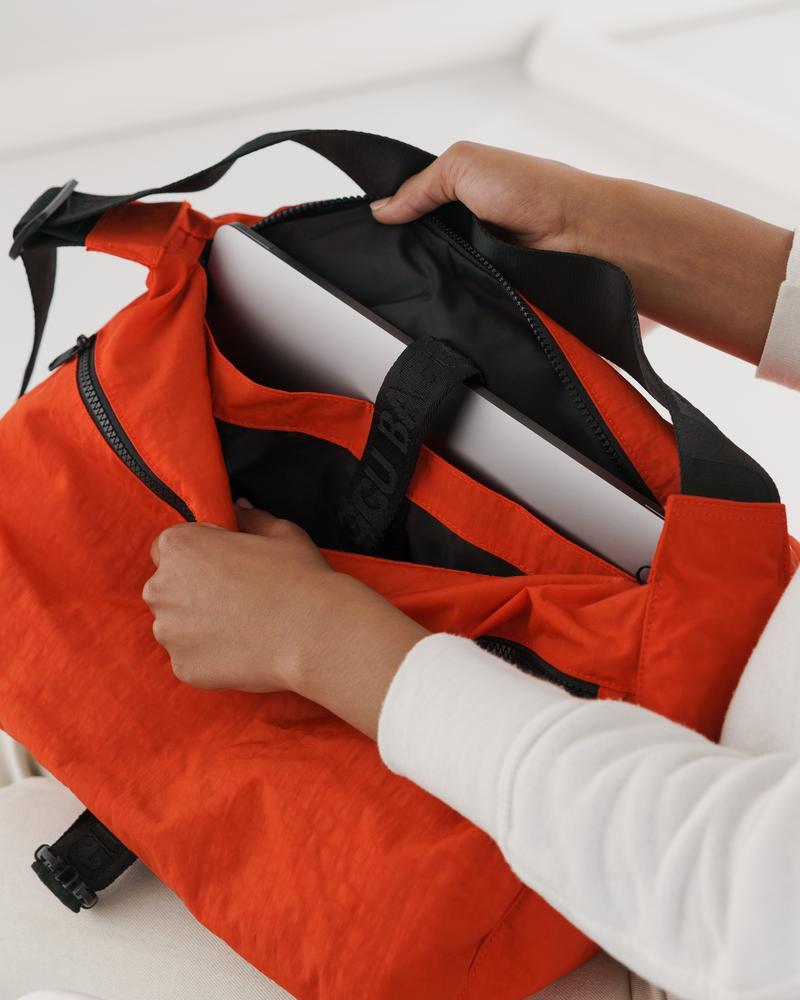 BAGGU Sport Messenger Bag Tomato Garmentory