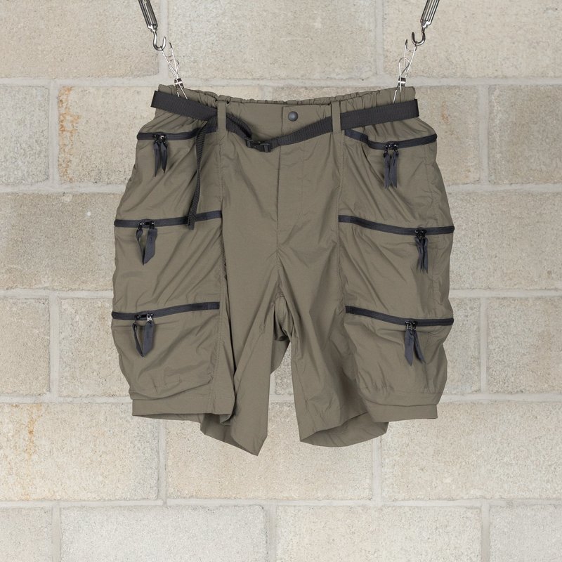 alk phenix container shorts L BK｜ファッション