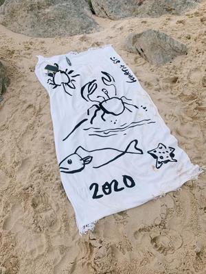 Fourth St Summer 2020 Beach Sheet - White/Black Fourth St Summer 2020 Beach Sheet - White/Black