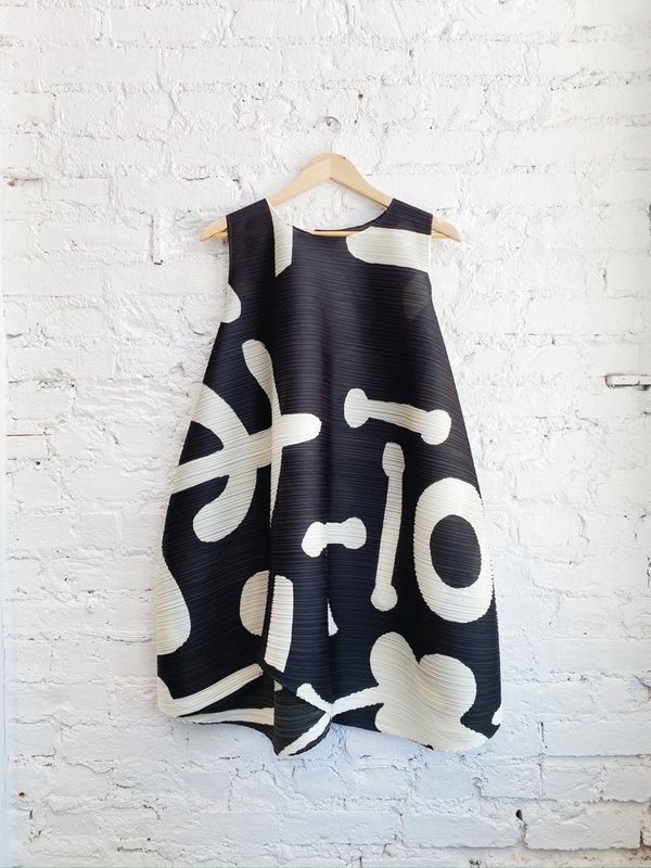 Pleats Please Issey Miyake Pause Tunic Dress - Black/White