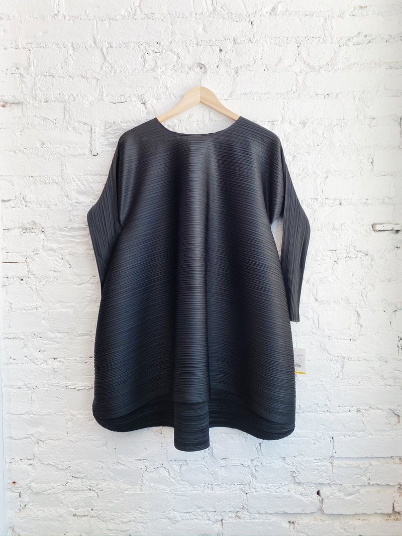 PLEATS PLEASE Straum Bounce Top トップス ベージュ ISSEY MIYAKE