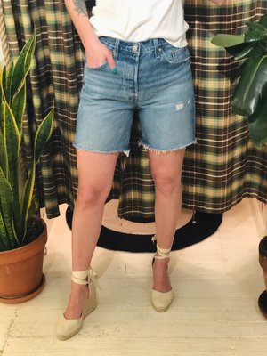 Levi's LEVIS 501 MID THIGH SHORT 