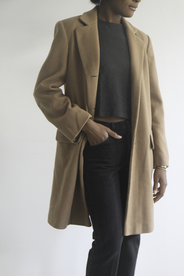 Rawson Vintage Camel Coat with Three Buttons Rawson Vintage Camel Coat with Three Buttons