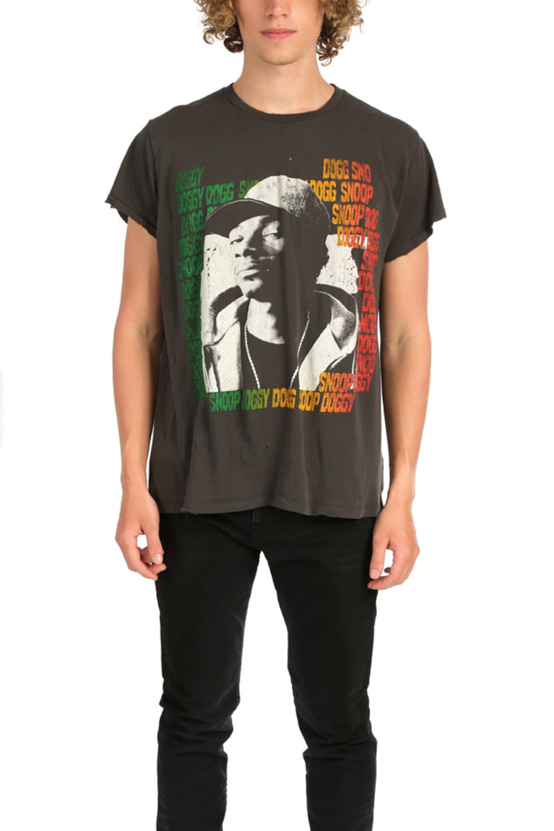 MadeWorn Rock Snoop Dogg Graphic T-Shirt - Dirty Black | Garmentory 