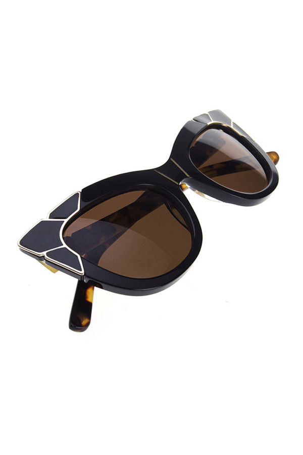 pared eyewear pared puss & boots sunglasses | Garmentory display picture 1