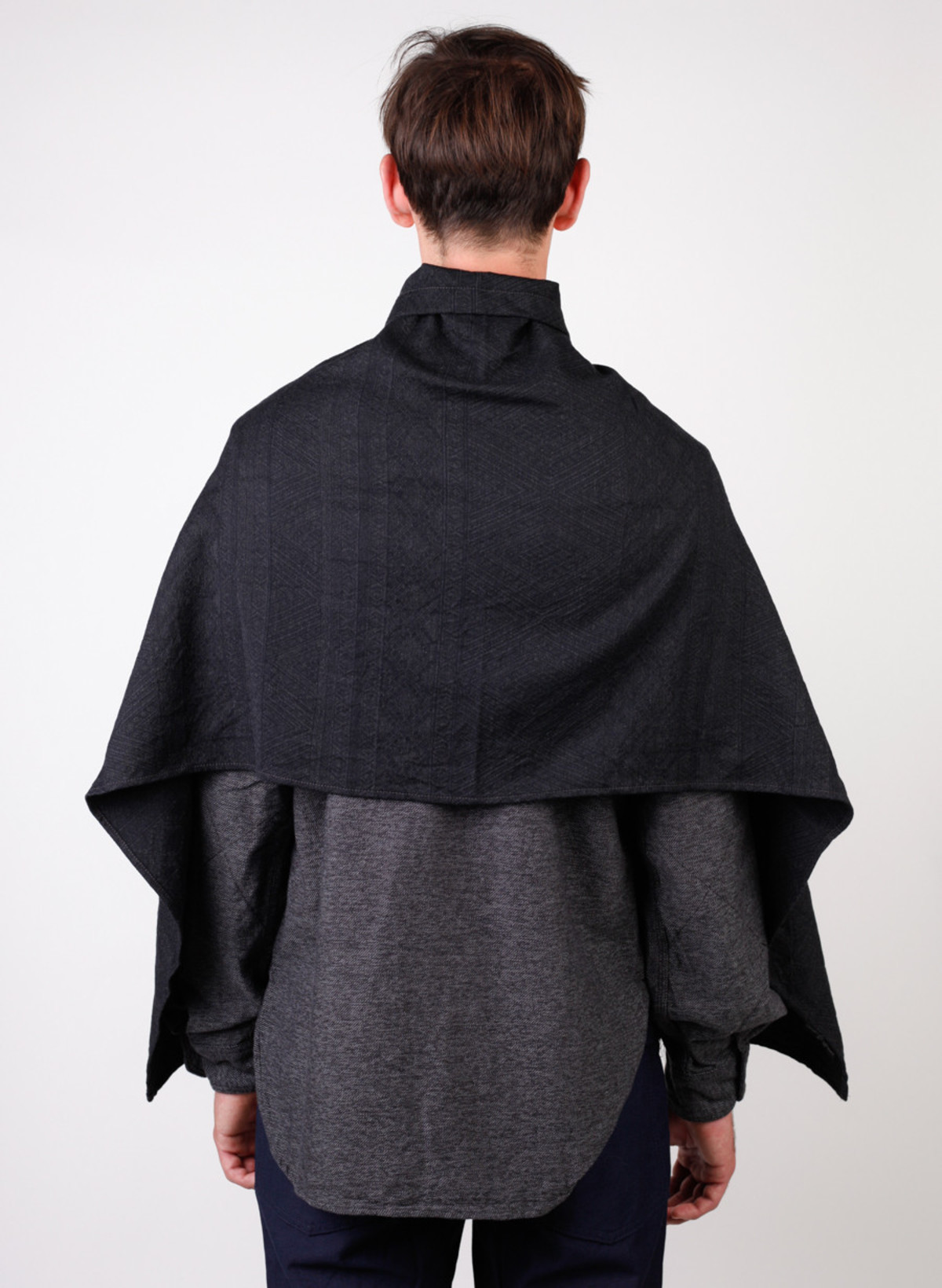 Button-Shawl-Charcoal-Wool-Geo