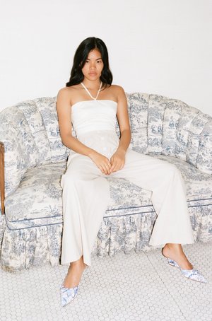Lisa Says Gah Cotton Satin Simone Halter Top - Ivory Lisa Says Gah Cotton Satin Simone Halter Top - Ivory