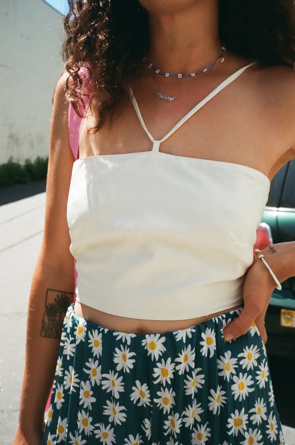 Lisa Says Gah Cotton Satin Simone Halter Top - Ivory Lisa Says Gah Cotton Satin Simone Halter Top - Ivory
