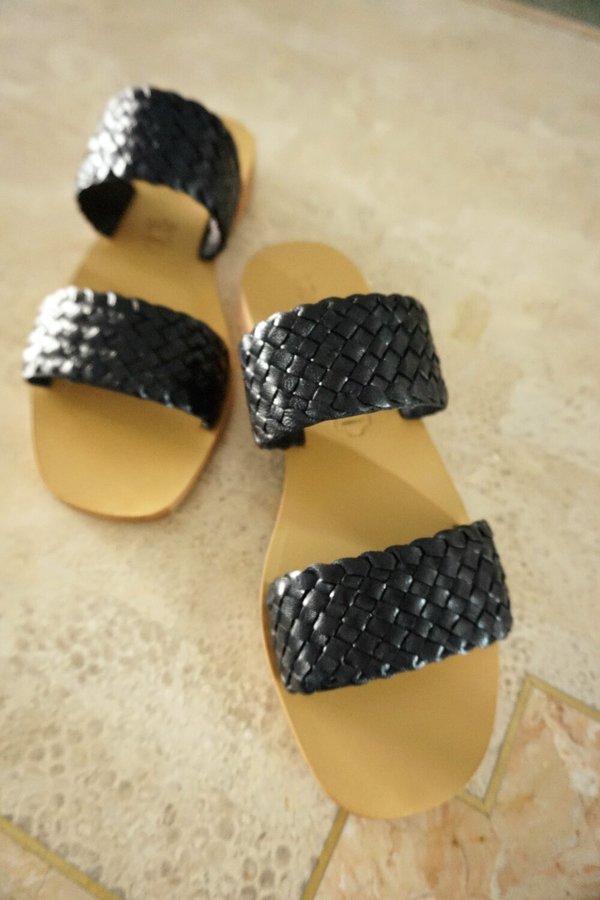 St. Agni Piers Slide Garmentory