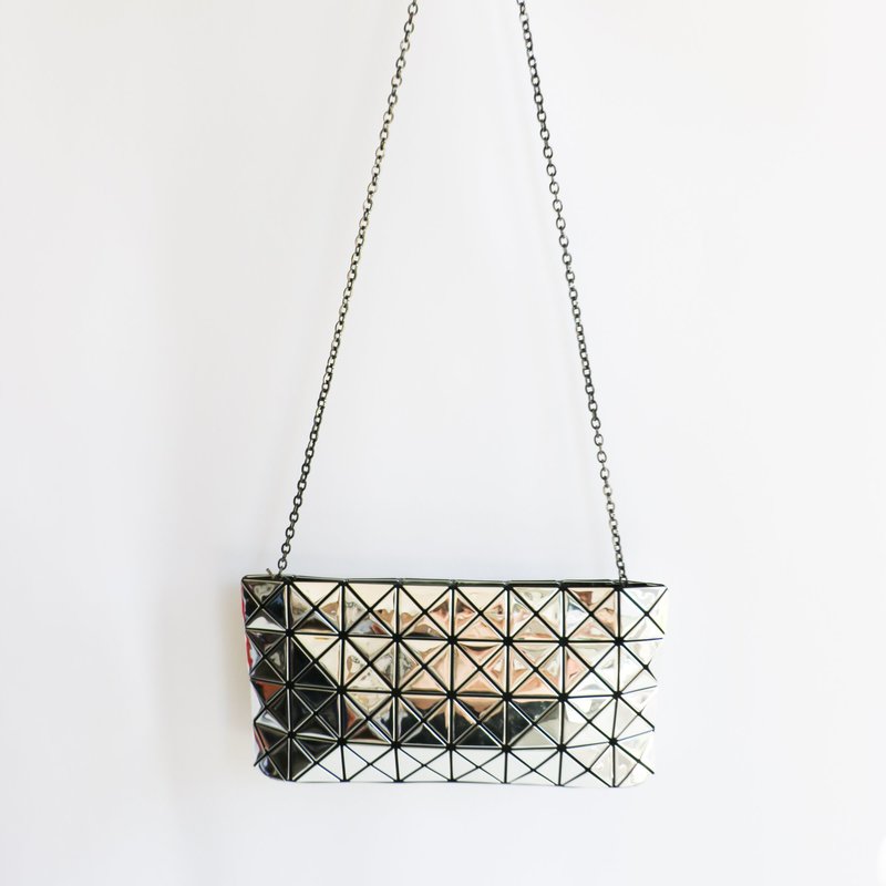 Pre-loved] Bao Bao Issey Miyake Prism Pouch - Silver | Garmentory