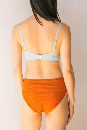Araks Tali Hipster - Terra Cotta Araks Tali Hipster - Terra Cotta