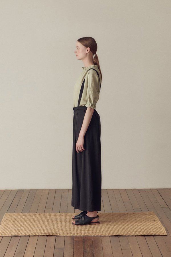 Hidden Forest Market Victoria Blouse - Light Olive