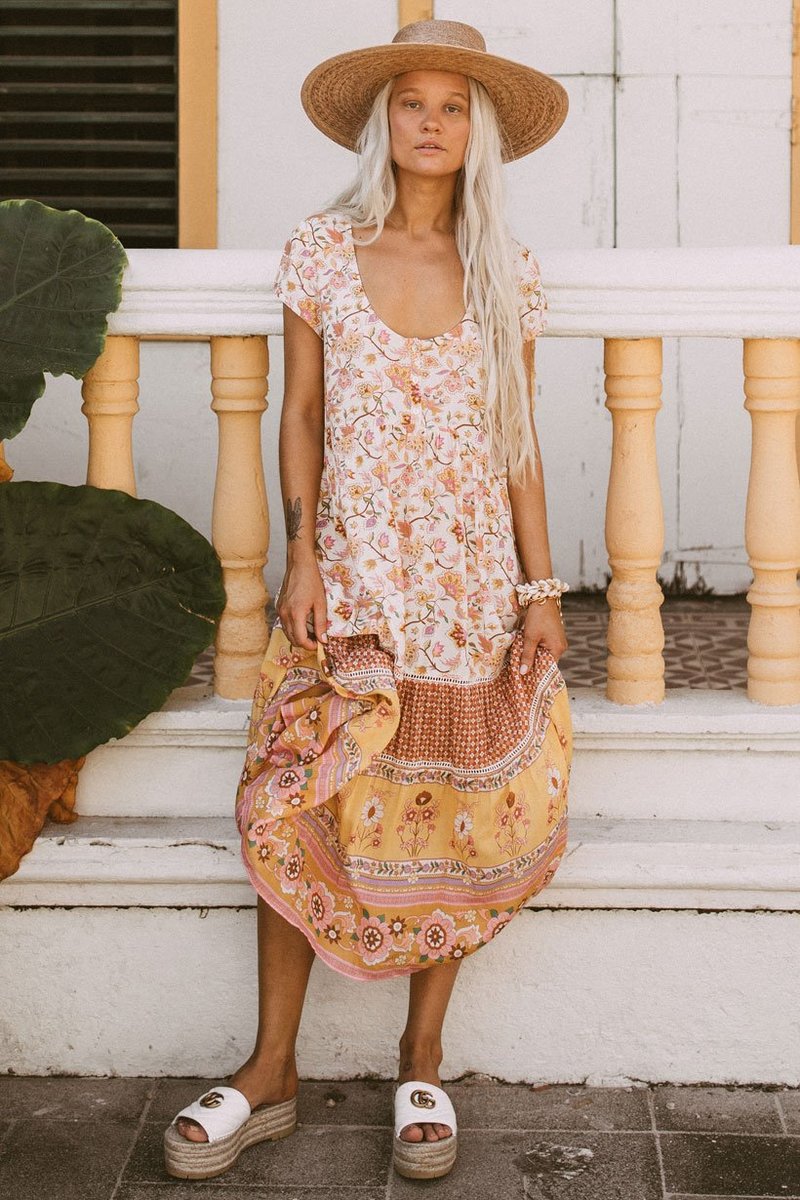portobello road boho dress FREE PEOPLE Split Sleeve, Size Small S with a striking placement print on the gathered hem Spell Portobello Road Gown Wine