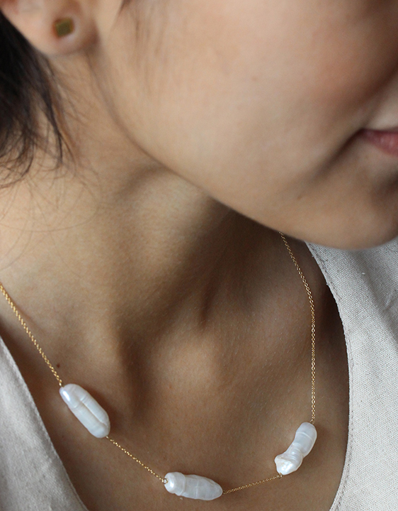 Giant Lion Pearl Necklace Giant Lion Pearl Necklace
