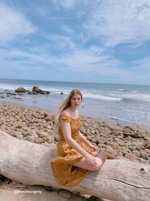 Lisa Says Gah Cotton Satin Agatha Midi Dress - Gold Lisa Says Gah Cotton Satin Agatha Midi Dress - Gold