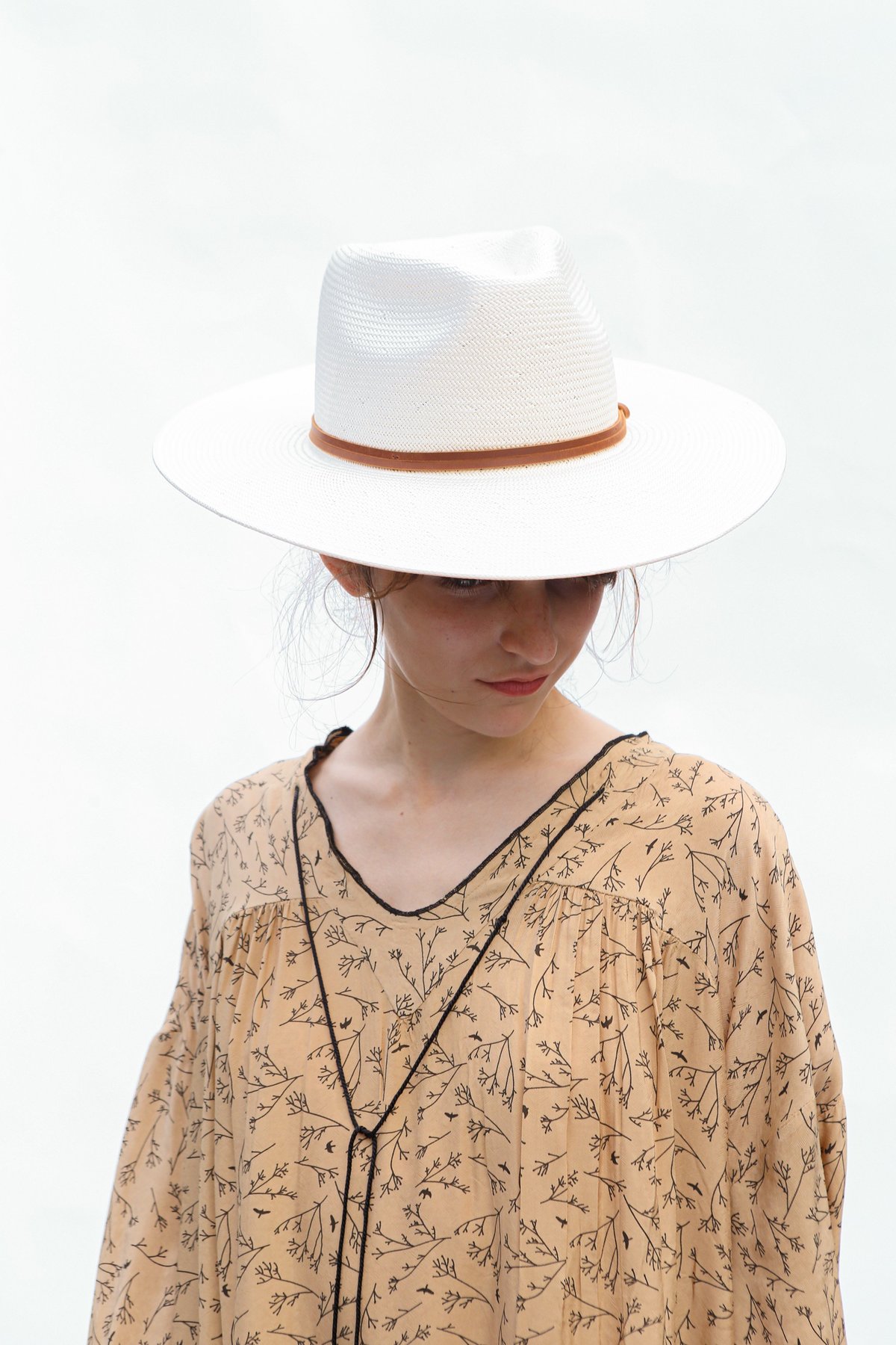 WYETH Lindsay Toyo Straw Panama Hat | Garmentory display picture 1