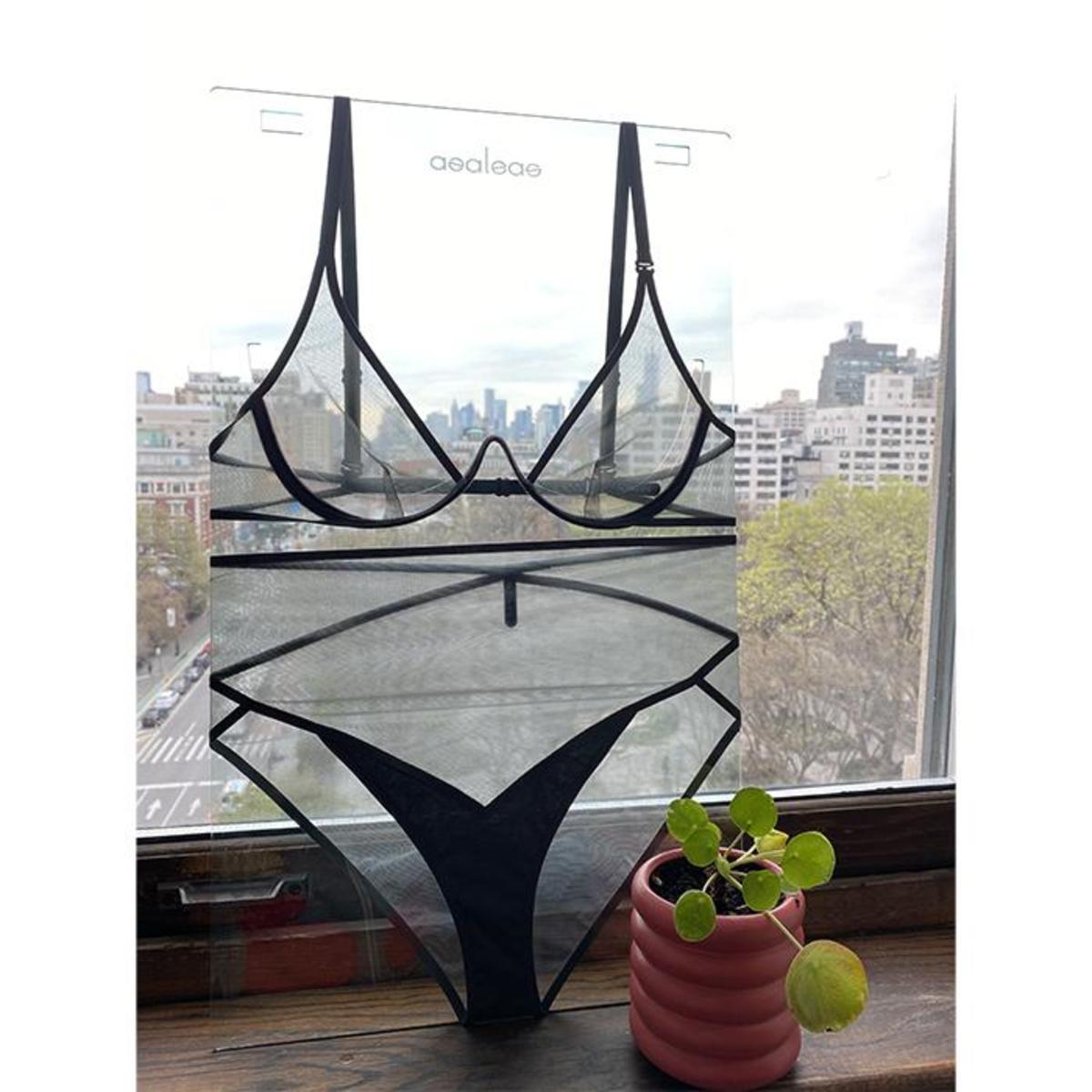 La Fille d'O Chime Fest Mono Wire V Bra - Khaki - Image 6 of 6