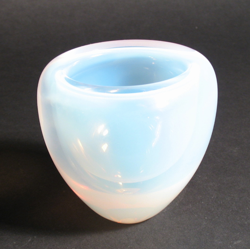 OPAL GLASS DOUBLE-WALL CUP OPAL GLASS DOUBLE-WALL CUP