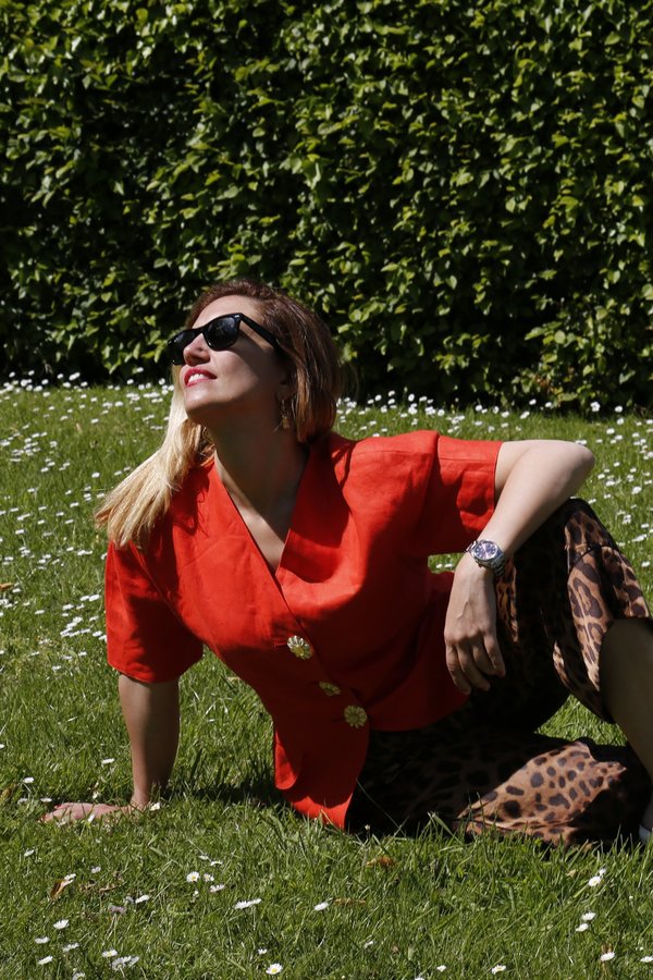 WOLF & GYPSY VINTAGE Max Mara Flax Linen Top - Lipstick red