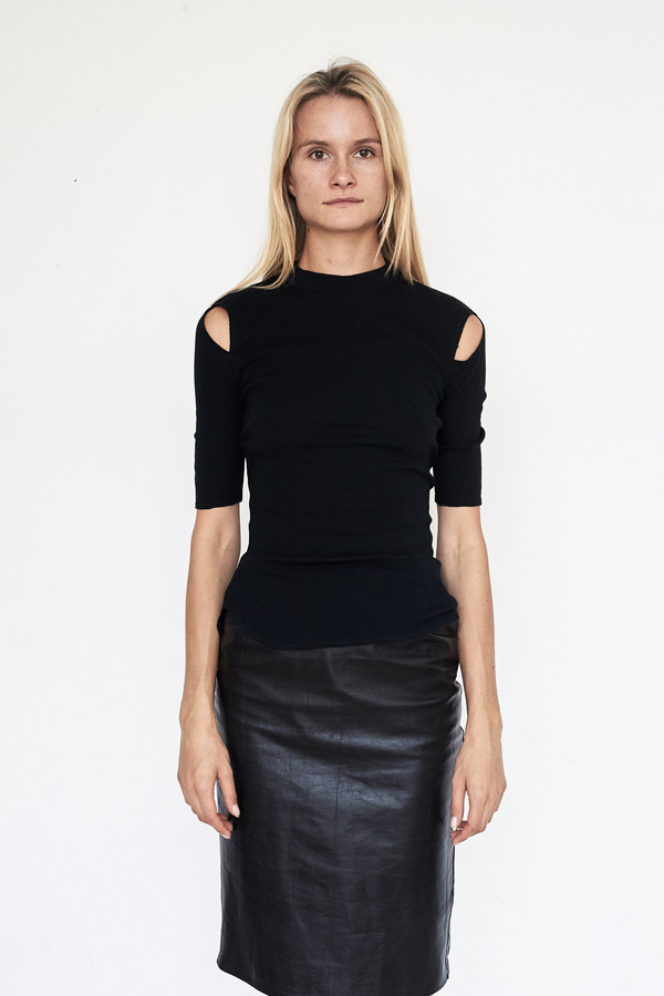 Tosia Rib Knit Emin Tee - Black Tosia Rib Knit Emin Tee - Black