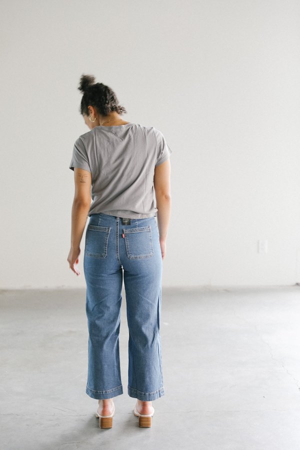 Levi's Wide Leg Cropped Ribcage Jean 