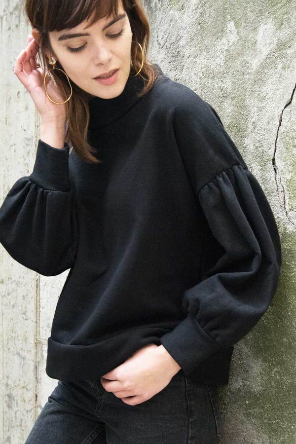 Errant Harlow Sweatshirt - Black Errant Harlow Sweatshirt - Black