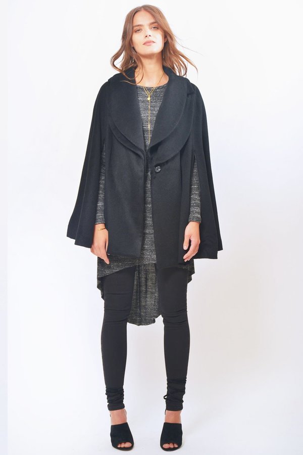 Primary New York Wool Cape 01 - Black Primary New York Wool Cape 01 - Black