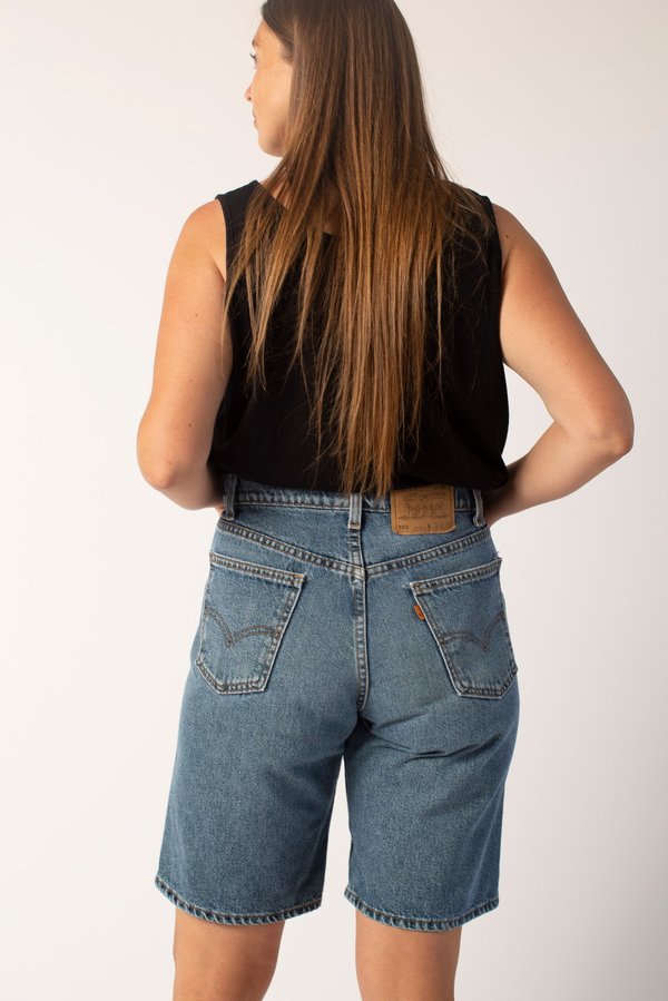 Vintage Levis 550 Mid-length Shorts Vintage Levis 550 Mid-length Shorts