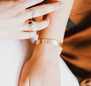 Favor Basic Brass Cuff Favor Basic Brass Cuff