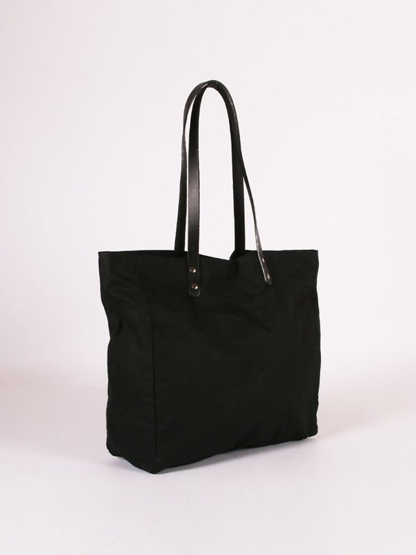 Kate Sheridan Midi Tote - Black Kate Sheridan Midi Tote - Black