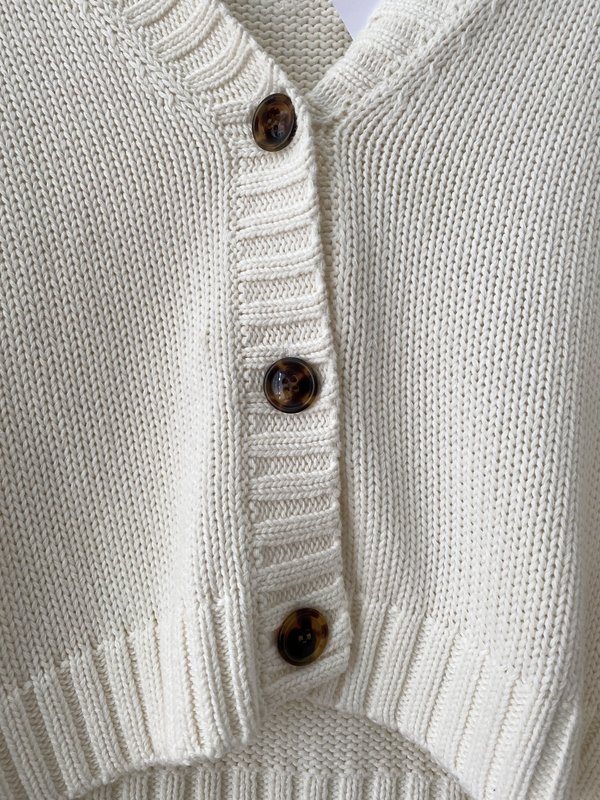 525 Made in America Crop V-Neck Cardigan - Chalk 525 Made in America Crop V-Neck Cardigan - Chalk