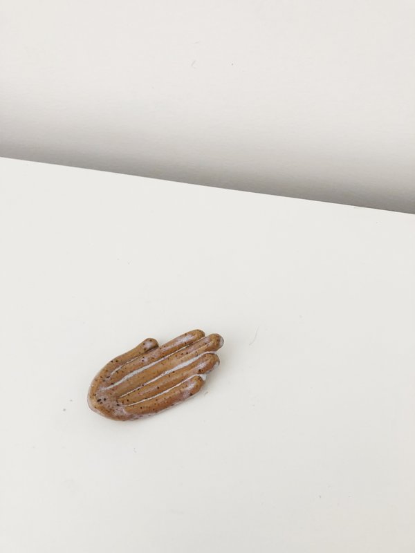 Ri-Ri-Ku Mini Hand Ring Dish Ri-Ri-Ku Mini Hand Ring Dish