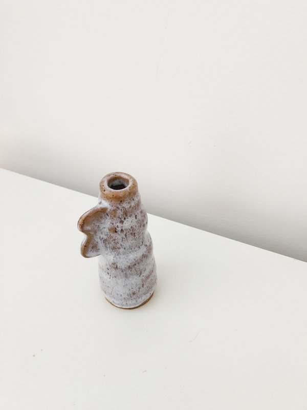 Ri-Ri-Ku Handle Vase - Purple Ri-Ri-Ku Handle Vase - Purple