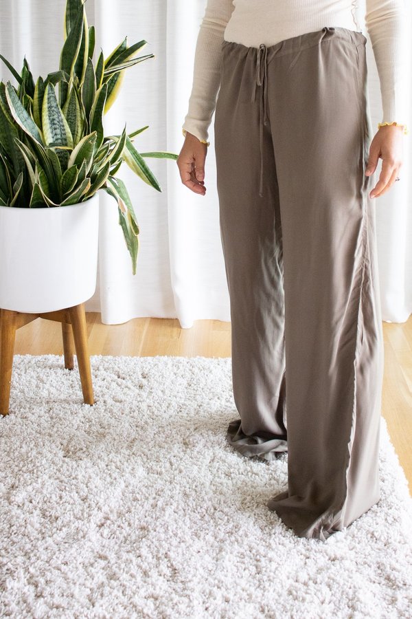 Tysa Drawstring Pant - Olive Tysa Drawstring Pant - Olive